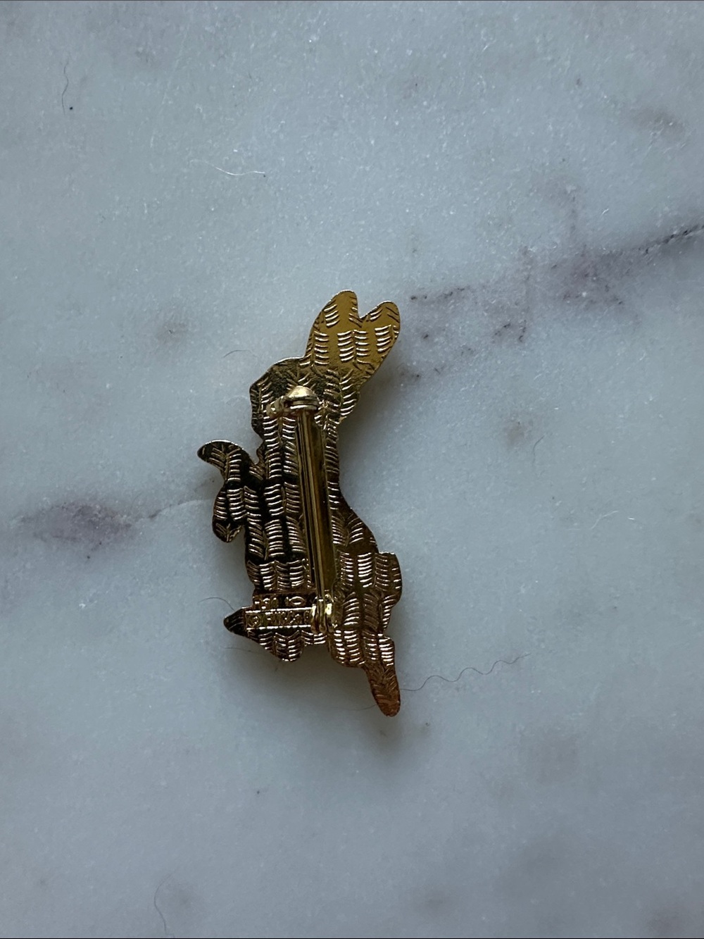 Peter Rabbit Gold Plated Brooch Pin Vintage World of Beatrix Potter Enamel - Picture 2 of 2